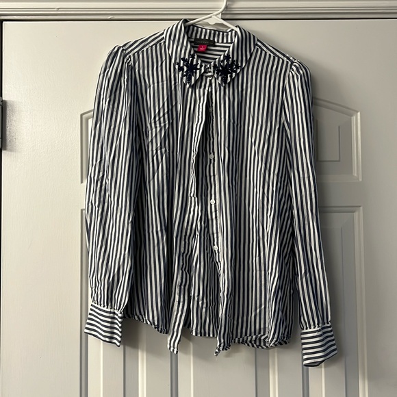 Blouse - Picture 1 of 3